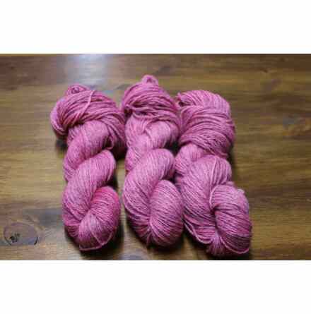Handf�rgat 3-tr ullgarn raggsockor 100g Rosa m�ter gr�tt