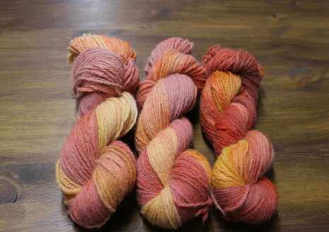 Handf�rgat 3-tr ullgarn raggsockor 100g Solnedg�ng